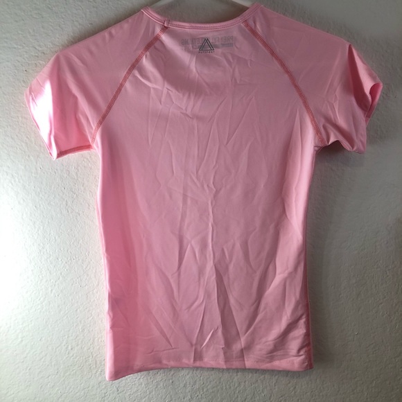 PrettyLittleThing Pink Sports T Shirt - Picture 2 of 3
